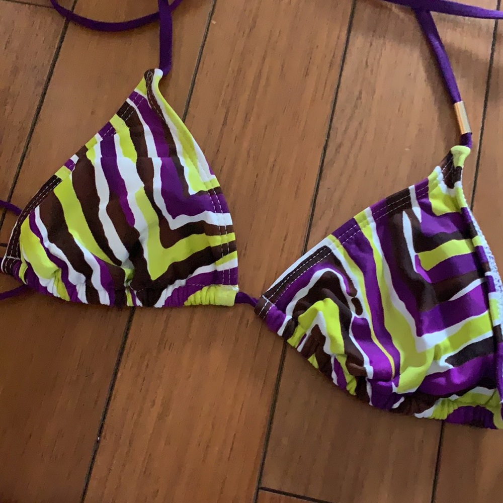 Bikini. - Picture 2 of 5
